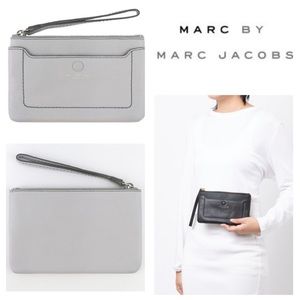 Marc by Marc Jacobs ‘Empire City’ wristlet in light grey